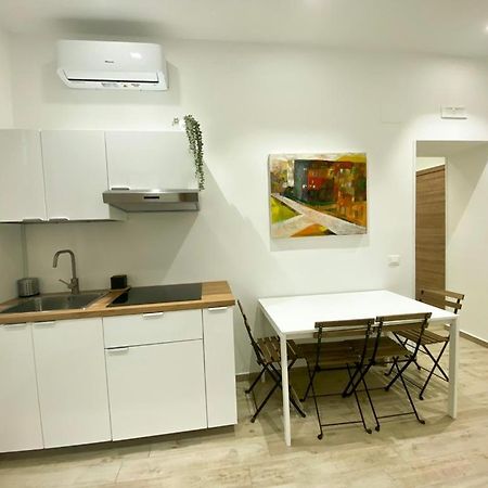 Ferienwohnung Residenza Sul Corso Salerno Exterior foto